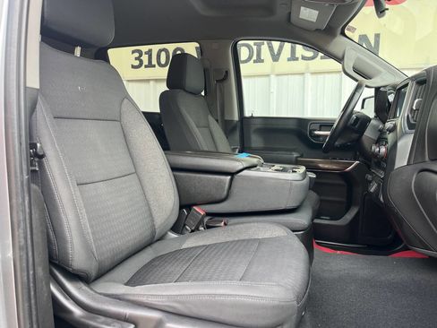 Used 2020 Chevrolet Silverado 1500 LT w/ All-Star Edition image 16