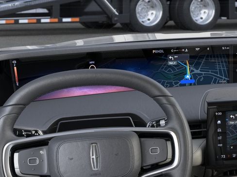 New 2026 Lincoln Nautilus Reserve AWD/4WD image 13