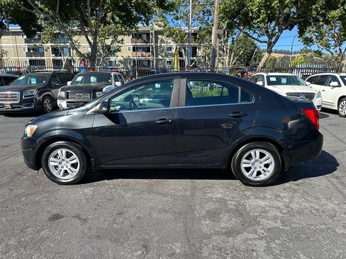 Used 2013 Chevrolet Sonic LT FWD image 8