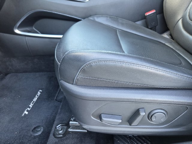Used 2024 Hyundai Tucson Limited AWD/4WD image 28