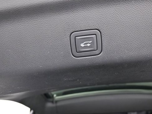 Used 2024 Chevrolet Tahoe Premier image 47