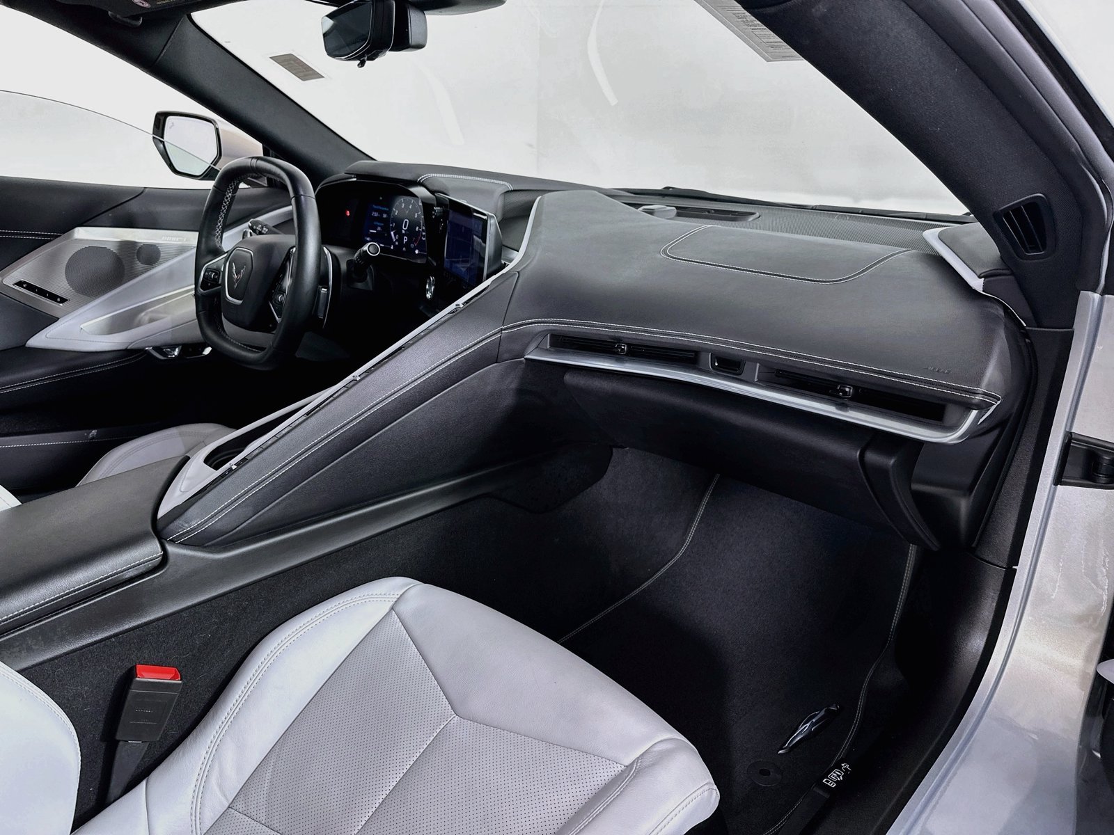 Used 2021 Chevrolet Corvette Stingray Preferred Cpe w/ Battery Protection Package RWD image 28