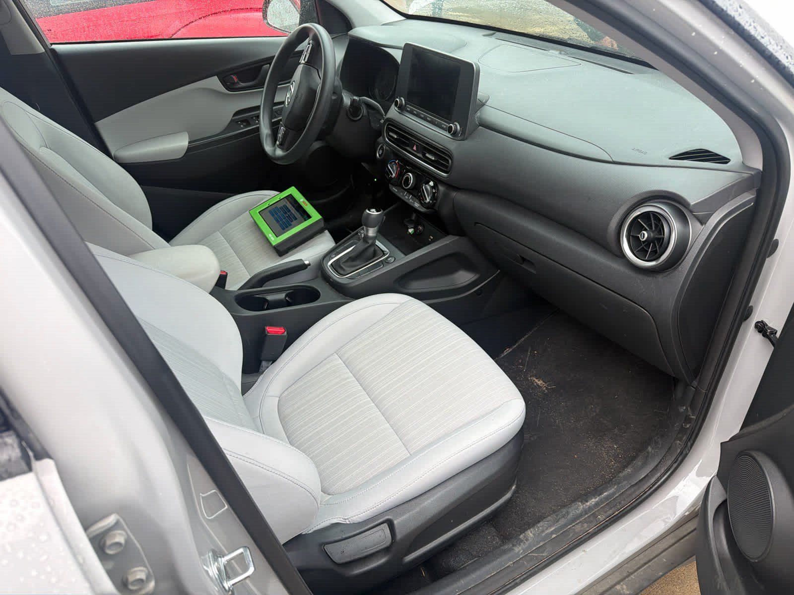 Used 2023 Hyundai Kona SEL AWD/4WD image 4