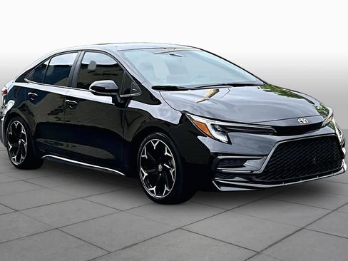 Certified 2025 Toyota Corolla FX w/ Convenience Package FWD image 3