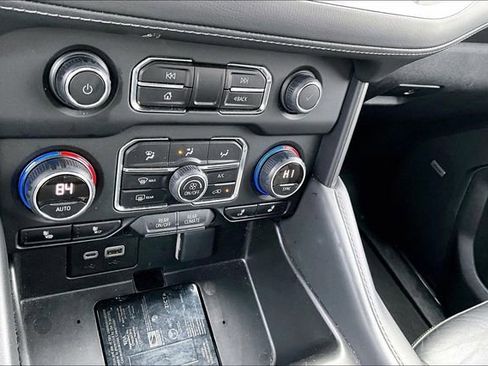 Used 2023 Chevrolet Tahoe LT image 17