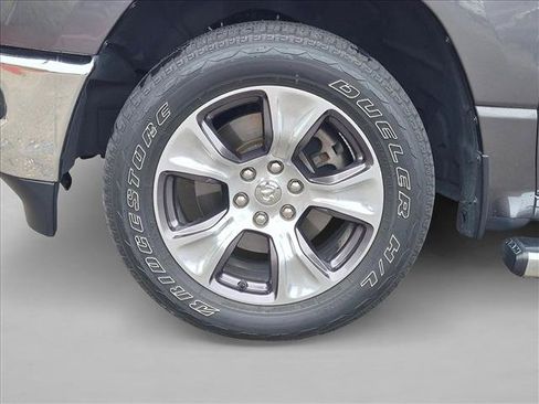 Used 2023 RAM 1500 Laramie AWD/4WD image 21