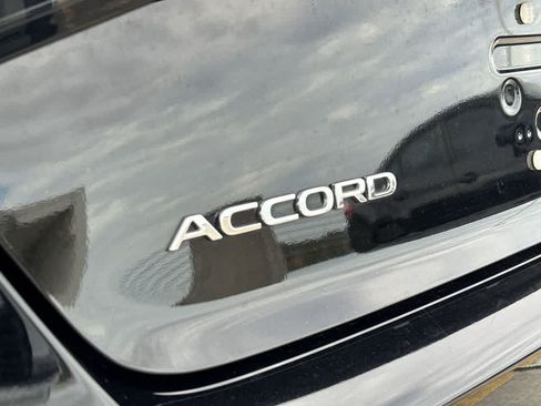 Used 2023 Honda Accord EX image 11