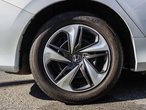 Certified 2019 Honda Civic LX image 10