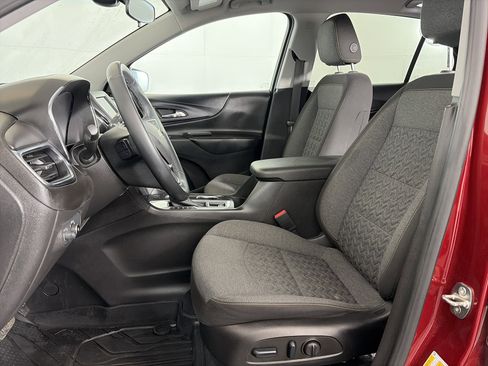 Used 2023 Chevrolet Equinox LT image 6