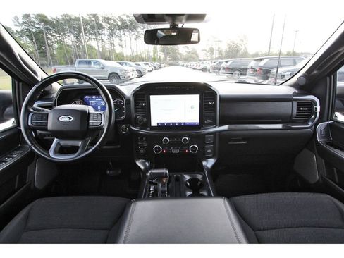 Used 2022 Ford F150 XLT w/ Equipment Group 302A High image 12