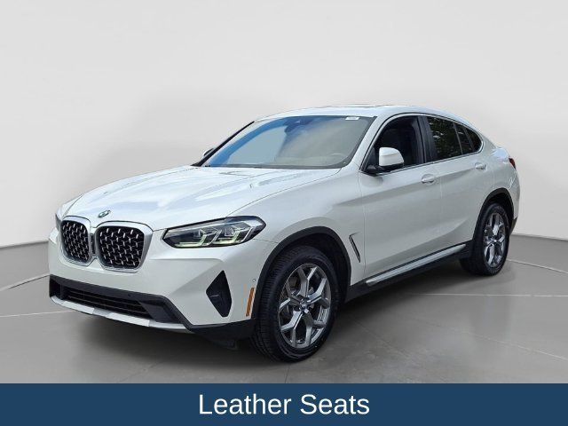 Used 2024 BMW X4 xDrive30i w/ Parking Assistance Package AWD/4WD image 4