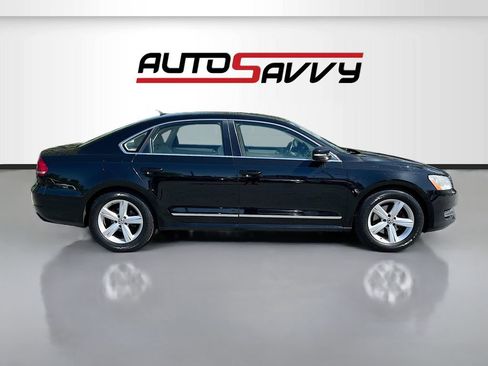 Used 2013 Volkswagen Passat TDI SE FWD image 8