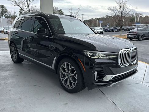 Used 2022 BMW X7 xDrive40i w/ Parking Assistance Package image 5