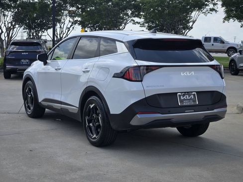 New 2026 Kia Sportage EX image 3