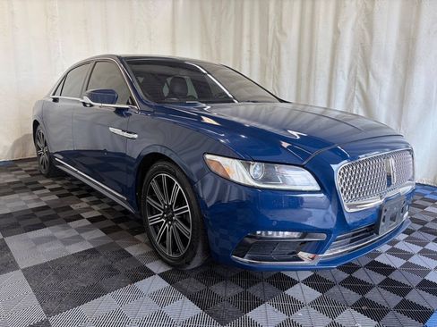 Used 2018 Lincoln Continental Reserve AWD/4WD image 3