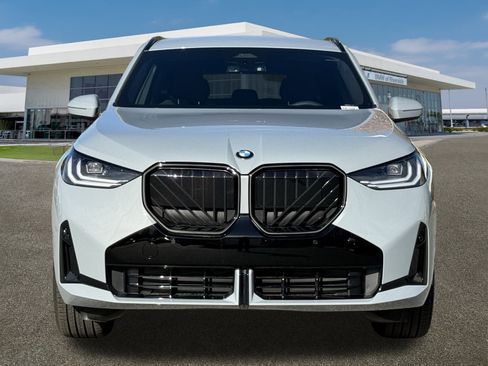 New 2026 BMW X3 xDrive30 w/ M Sport Package image 3