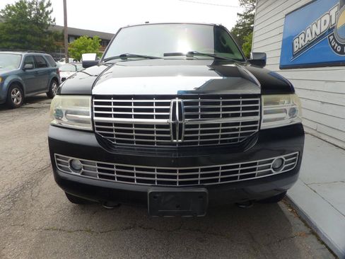 Used 2008 Lincoln Navigator 2WD image 3