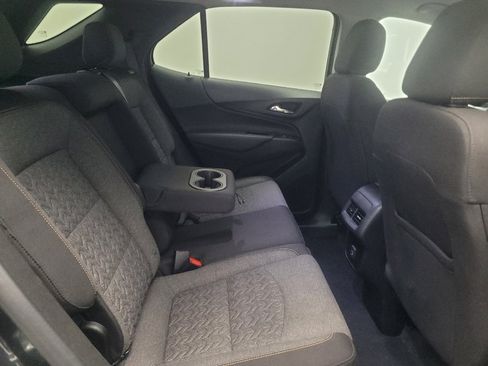 Used 2022 Chevrolet Equinox LT FWD image 19
