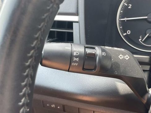 Used 2024 Mitsubishi Outlander SE FWD image 23