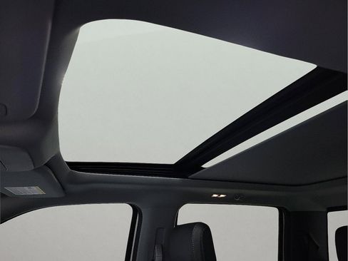 Used 2023 Ford F150 Lariat w/ Equipment Group 502A High image 11