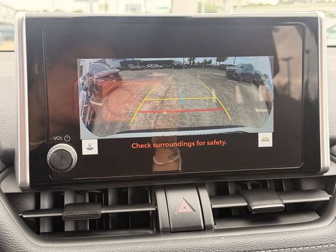 Used 2024 Toyota RAV4 LE AWD/4WD image 18