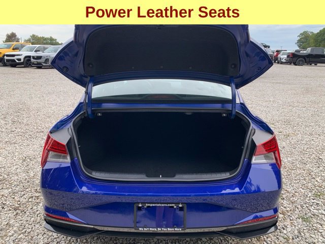 Used 2023 Hyundai Elantra Limited w/ Cargo Package FWD image 10
