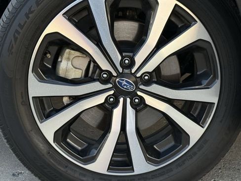 Used 2023 Subaru Forester Limited AWD/4WD image 10