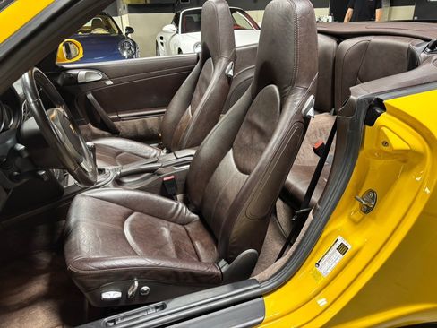 Used 2006 Porsche 911 Carrera S RWD image 21
