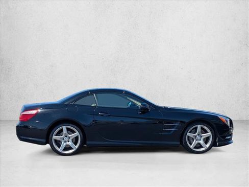 Used 2014 Mercedes-Benz SL 550 image 4