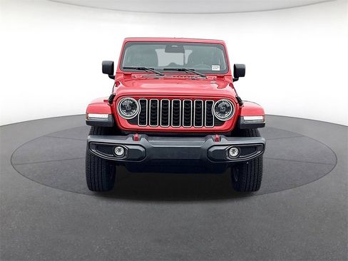 Certified 2025 Jeep Wrangler Sahara image 26