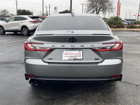 New 2026 Toyota Camry SE image 6
