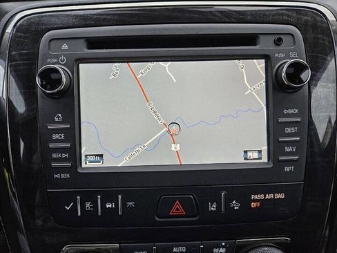 Used 2017 Buick Enclave Premium image 25