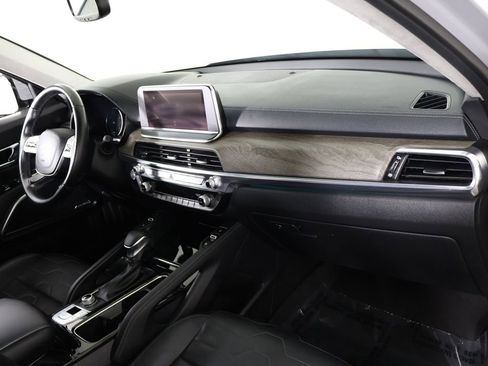 Used 2022 Kia Telluride SX w/ SX Prestige Package AWD/4WD image 35