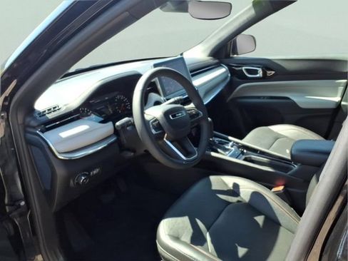 Used 2023 Jeep Compass Limited AWD/4WD image 15