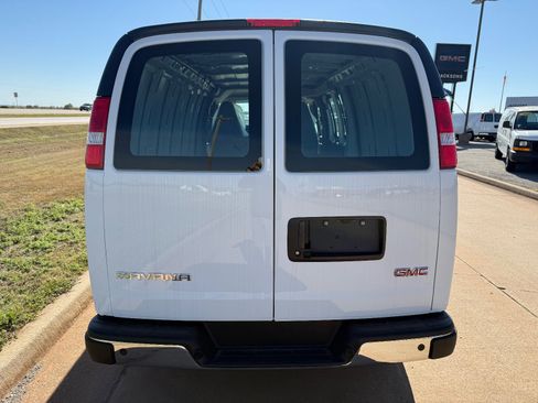New 2025 GMC Savana 2500 Extended w/ Driver Convenience Package image 4
