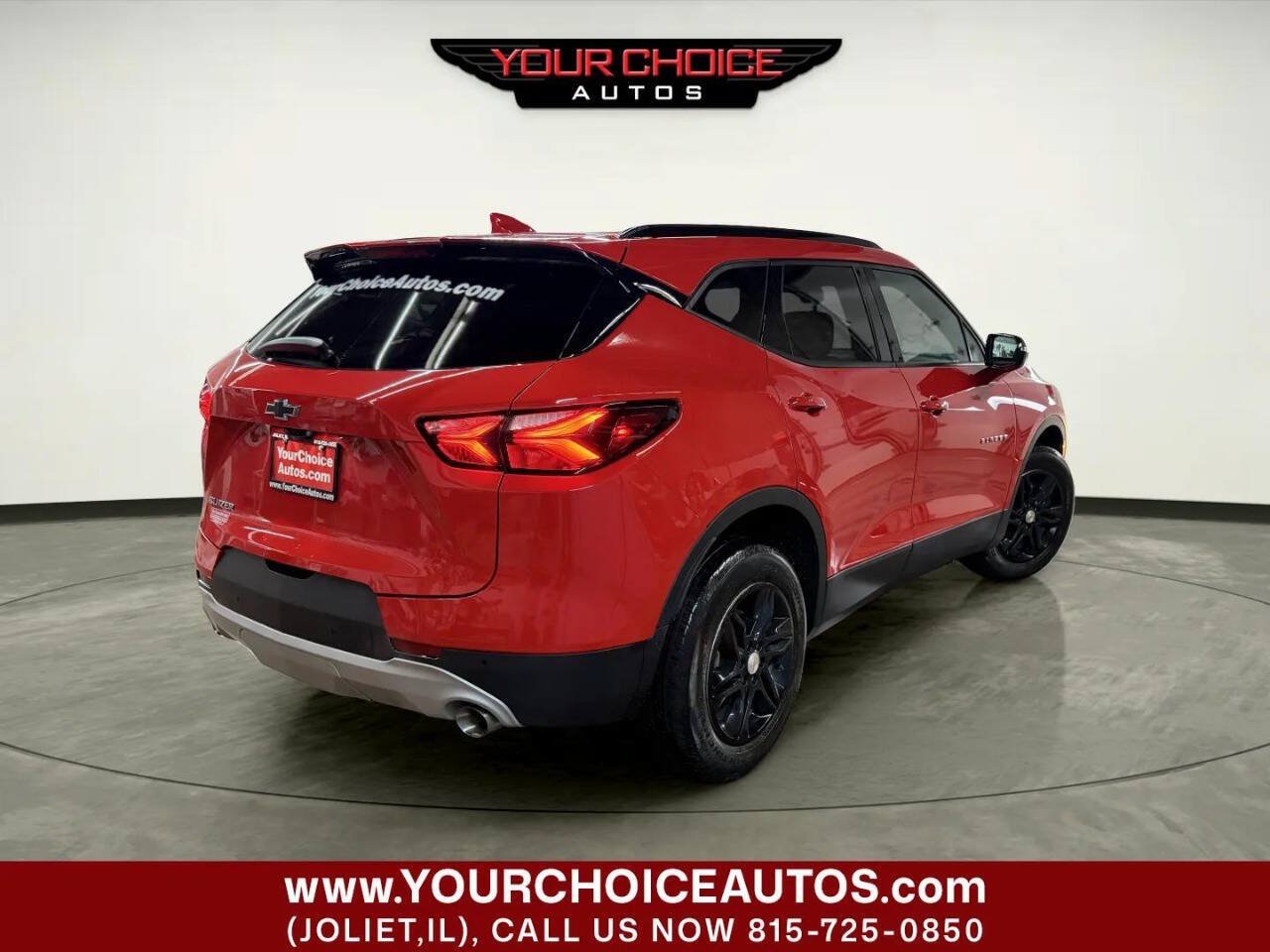Used 2022 Chevrolet Blazer LT w/ Sound & Technology Package FWD image 8