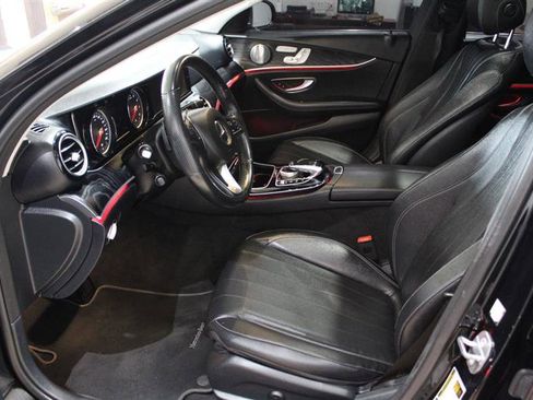 Used 2017 Mercedes-Benz E 300 4MATIC image 20