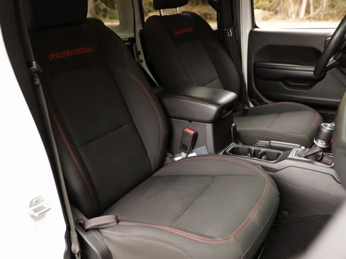 Used 2021 Jeep Wrangler Unlimited Rubicon w/ Cold Weather Group image 29