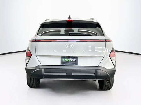 Used 2025 Hyundai Kona SEL AWD/4WD image 7