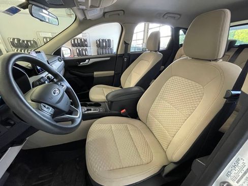 Used 2020 Ford Escape SE FWD image 23
