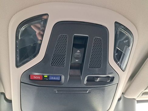 Used 2025 Subaru Outback Touring XT w/ Popular Package #2 image 26