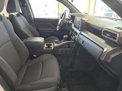 Used 2025 Toyota 4Runner SR5 image 43