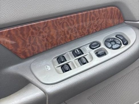 Used 2007 Dodge Ram 2500 Truck Laramie w/ Protection Group AWD/4WD image 8