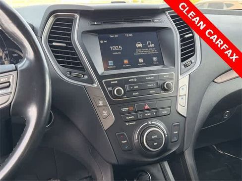 Used 2018 Hyundai Santa Fe Sport 2.0T image 3