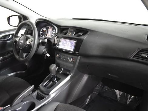 Used 2019 Nissan Sentra S FWD image 32