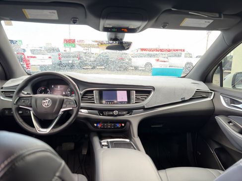 Used 2022 Buick Enclave Premium AWD/4WD image 15