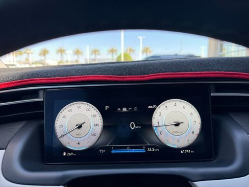 Used 2023 Hyundai Tucson Limited image 10