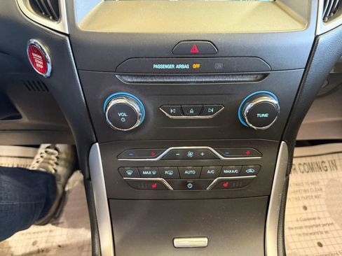 Used 2018 Ford Edge SEL w/ Equipment Group 201A image 20