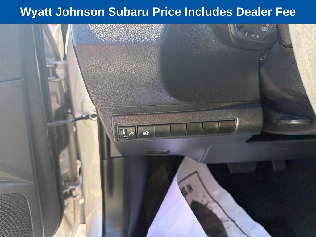 Used 2025 Toyota Corolla LE FWD image 23