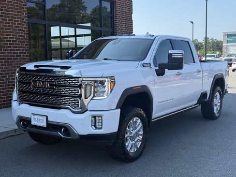 Used 2022 GMC Sierra 2500 Denali w/ Technology Package AWD/4WD image 1